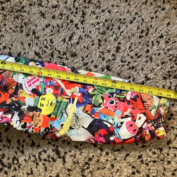 Burton x Kidrobot Women’s 2L Down Jacket - Picture 10 of 13